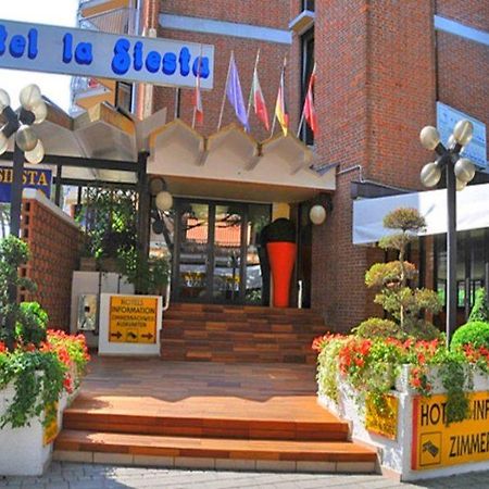 La Fenice & Siesta Lido di Jesolo Bagian luar foto